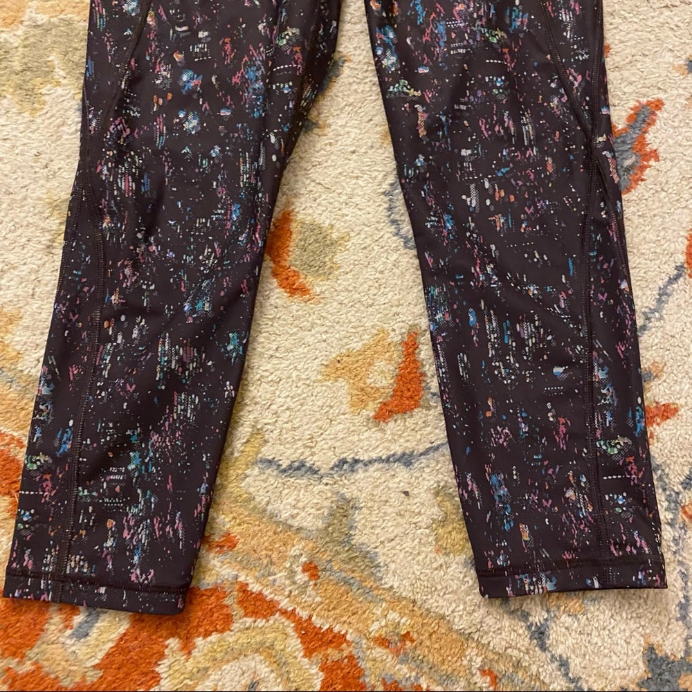 Running Capris - Picture 2 of 5